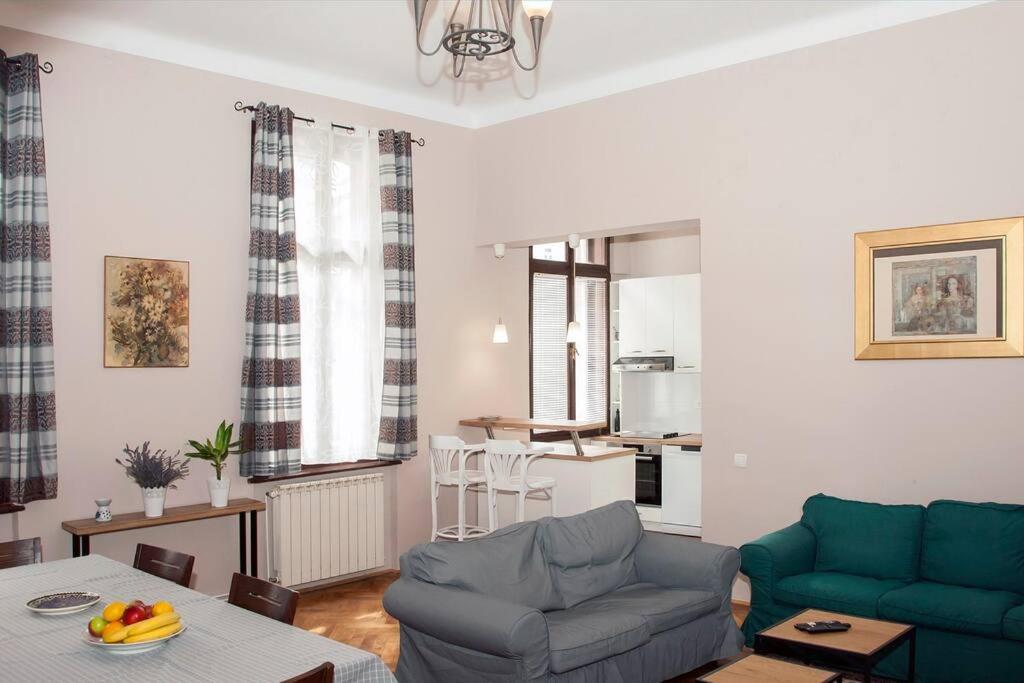Apartment Pataky Загреб Екстериор снимка