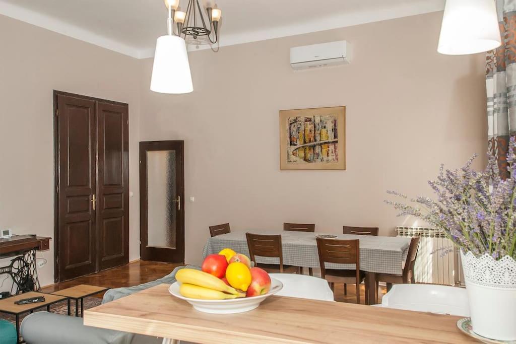 Apartment Pataky Загреб Екстериор снимка